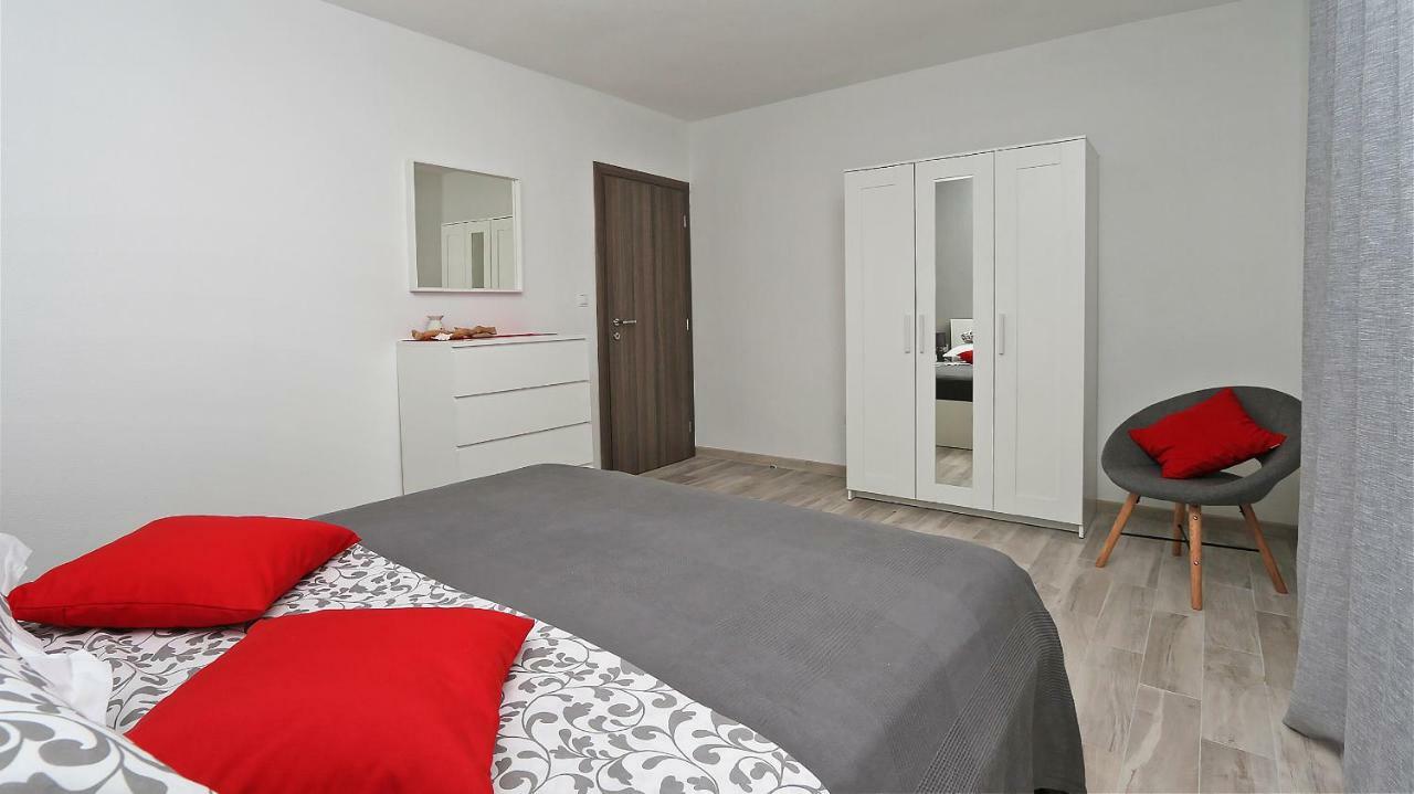 Modern Apartments Iva マカルスカ エクステリア 写真