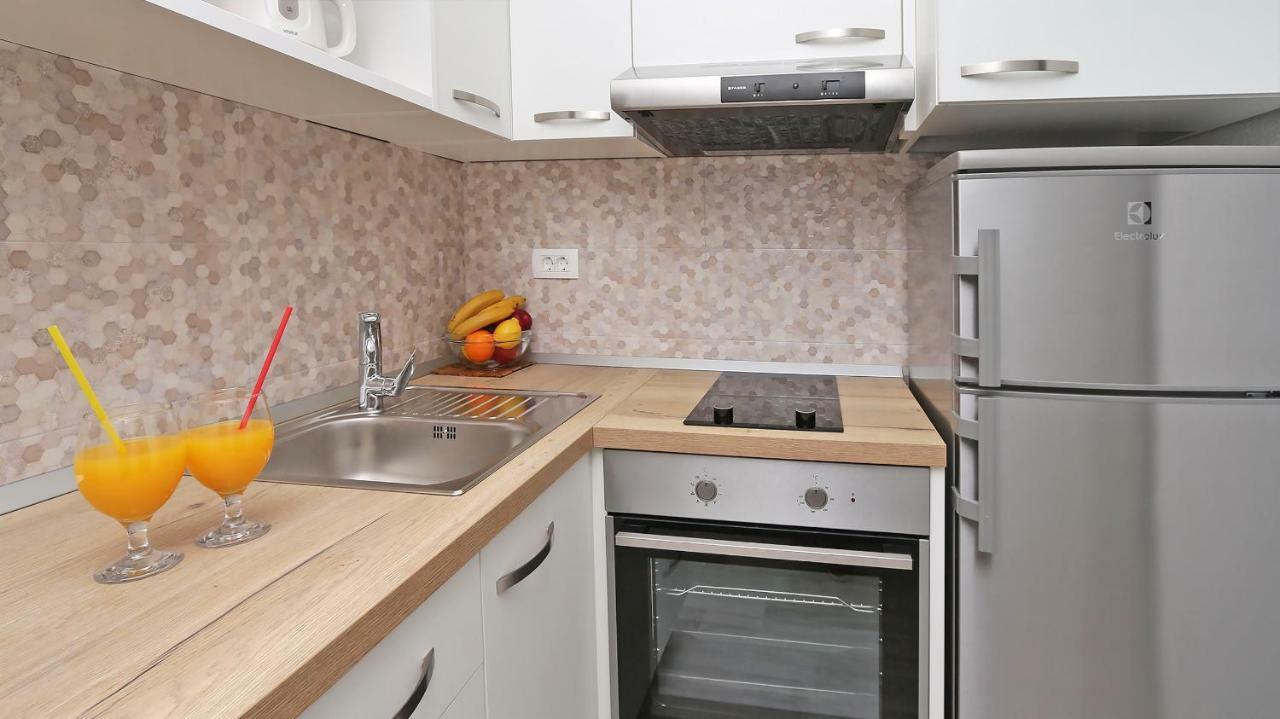 Modern Apartments Iva マカルスカ エクステリア 写真