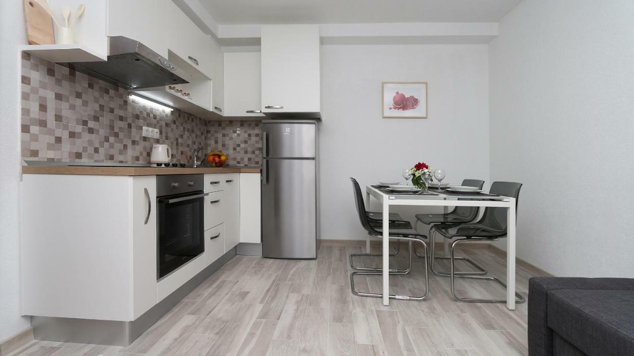 Modern Apartments Iva マカルスカ エクステリア 写真
