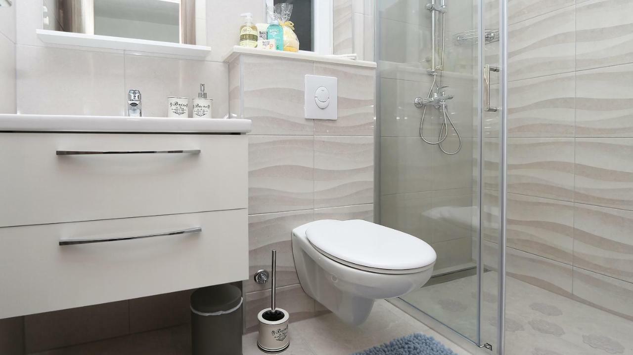 Modern Apartments Iva マカルスカ エクステリア 写真