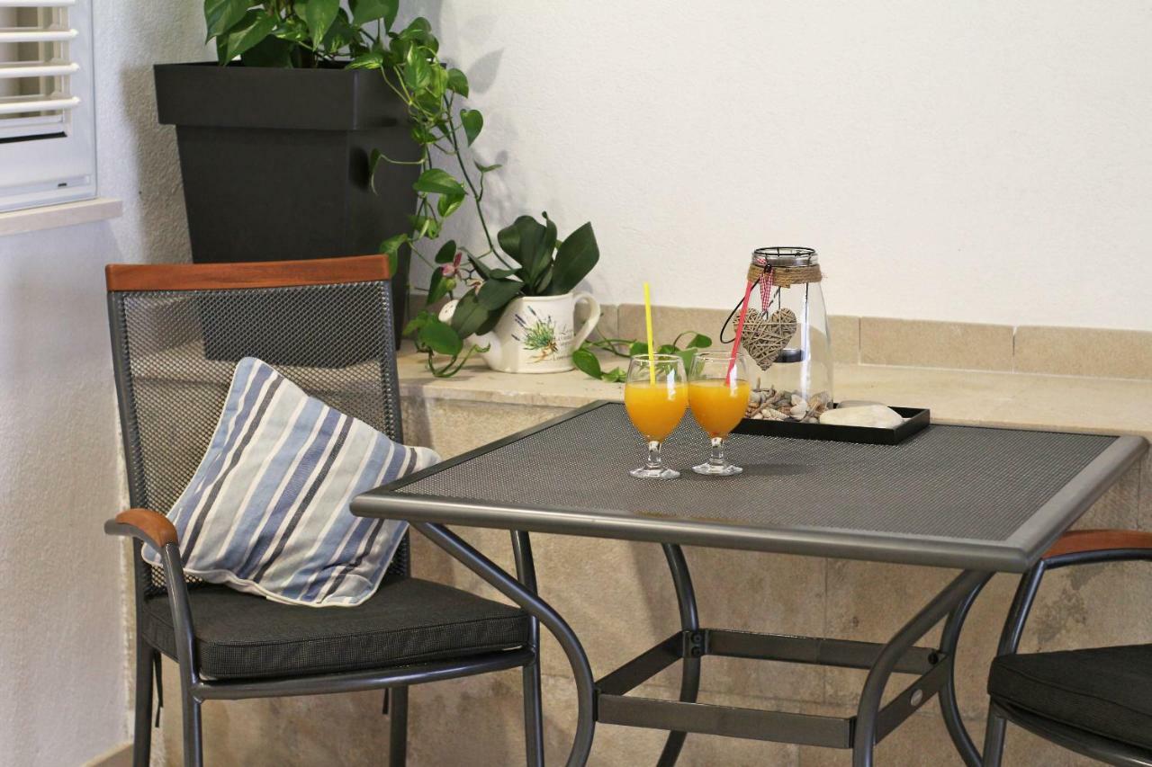 Modern Apartments Iva マカルスカ エクステリア 写真