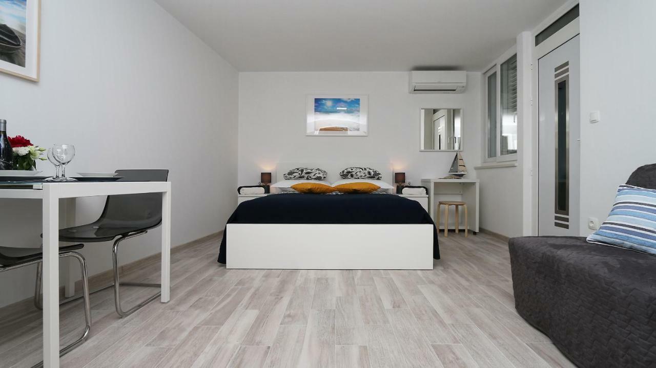 Modern Apartments Iva マカルスカ エクステリア 写真