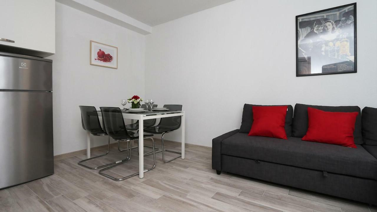 Modern Apartments Iva マカルスカ エクステリア 写真