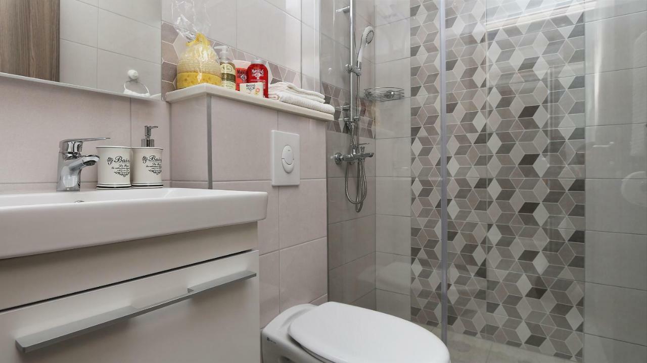Modern Apartments Iva マカルスカ エクステリア 写真
