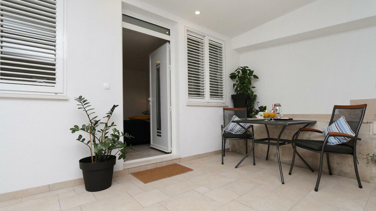 Modern Apartments Iva マカルスカ エクステリア 写真